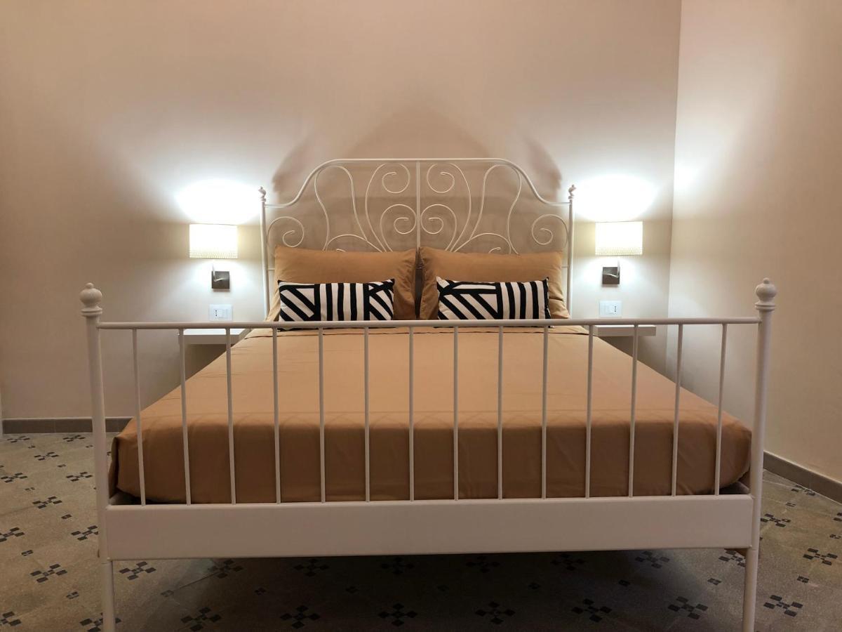 B&B Meliora Rooms Avola Kültér fotó