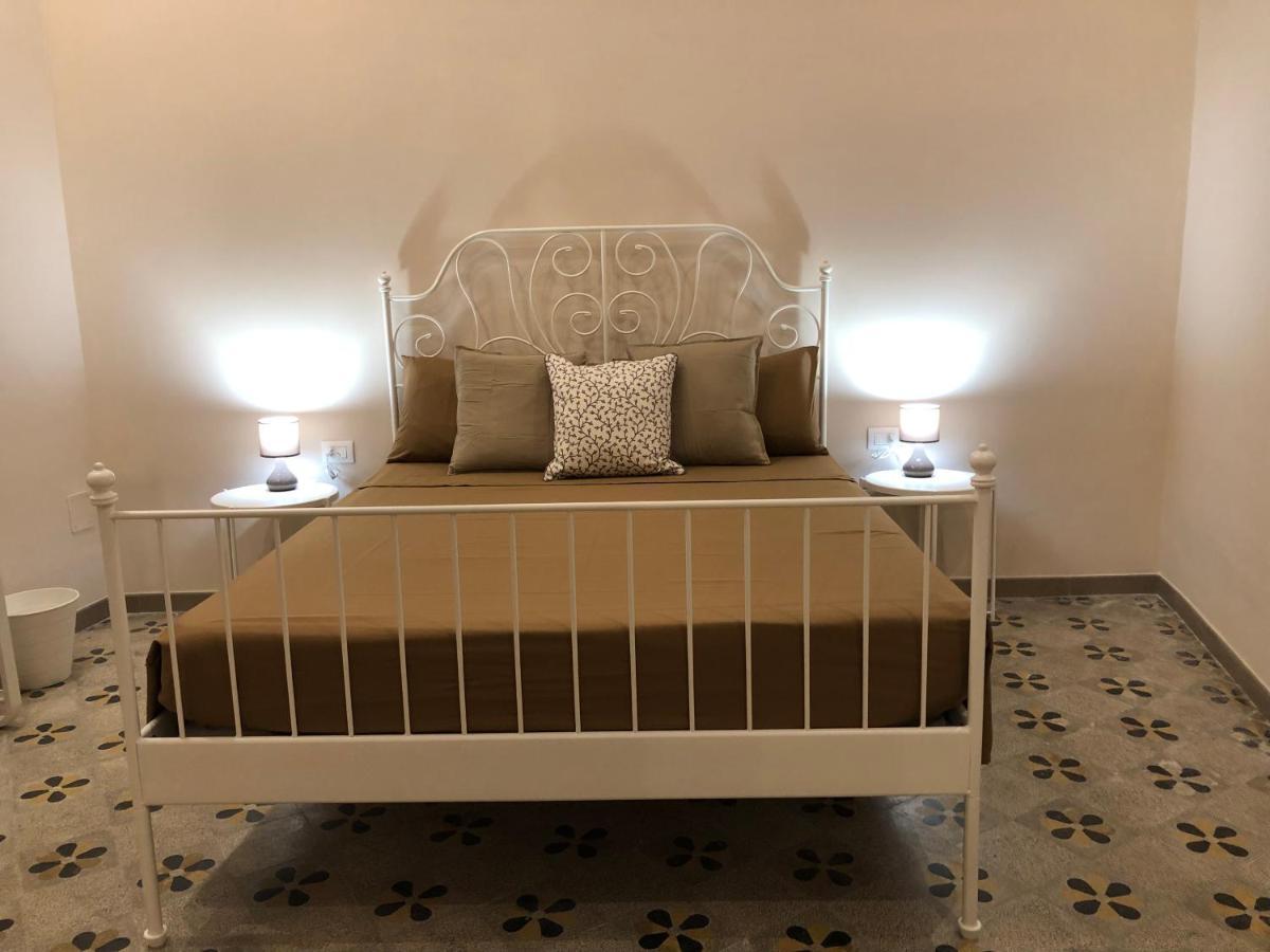 B&B Meliora Rooms Avola Kültér fotó